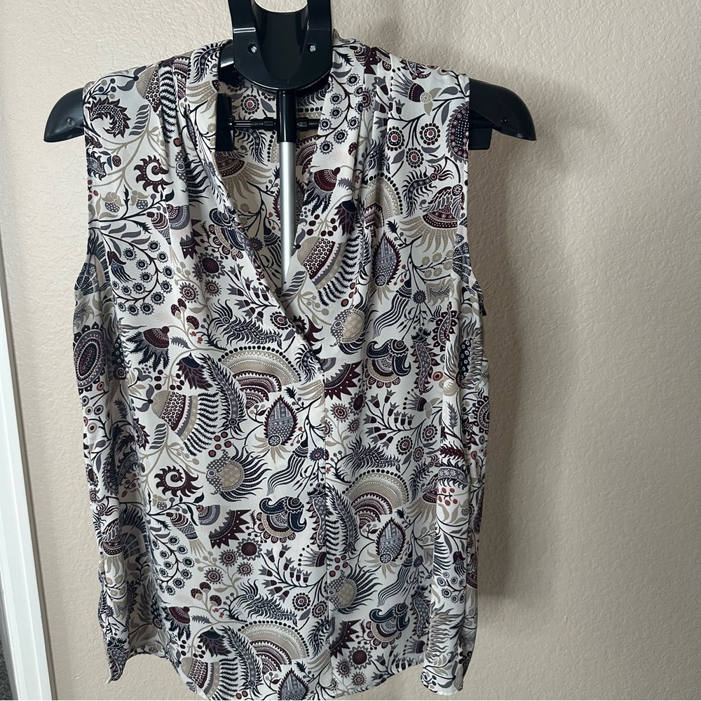 Loft Paisley Floral Blouse sz Medium